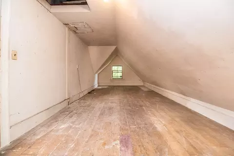 18 Wayne St, Worcester, MA 01603 photo 25