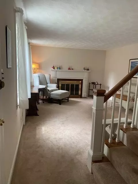 17 Forest Ln, Hingham, MA 02043 photo 8