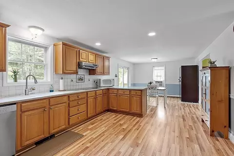 454 Loring Rd, Barre, MA 01005 photo 4