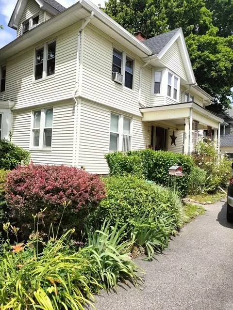 58 Fruit, Worcester, MA 01609