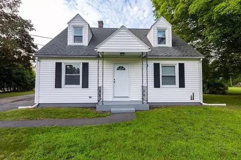55 Dupuis Rd, Holyoke, MA 01040