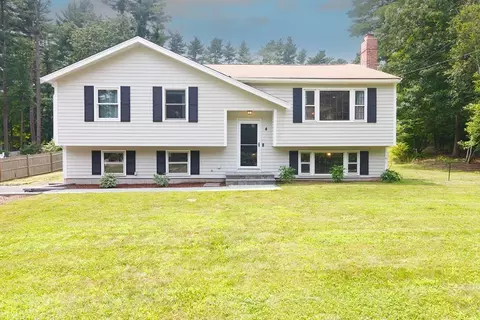 4 Short St, Franklin, MA 02038