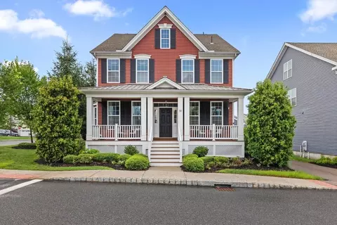 50 Townsend Blvd #50, Westborough, MA 01581
