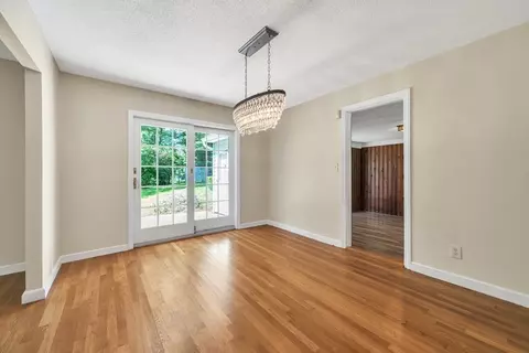 36 Overlook Dr, Springfield, MA 01118 photo 8