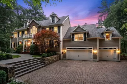37 Bigelow Dr, Sudbury, MA 01776