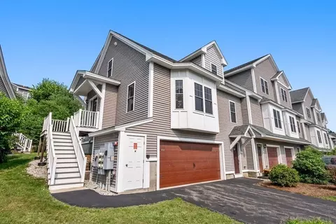 41 Indian Ridge Ter #41, Westford, MA 01886