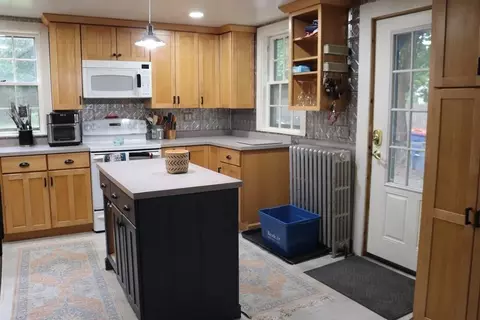 3 Bodfish Ave, Wareham, MA 02571 photo 5