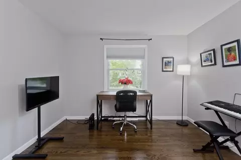 1041 Burts Pit Rd, Northampton, MA 01062 photo 17