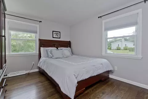 1041 Burts Pit Rd, Northampton, MA 01062 photo 15