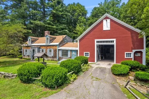 32 West St, Groton, MA 01450
