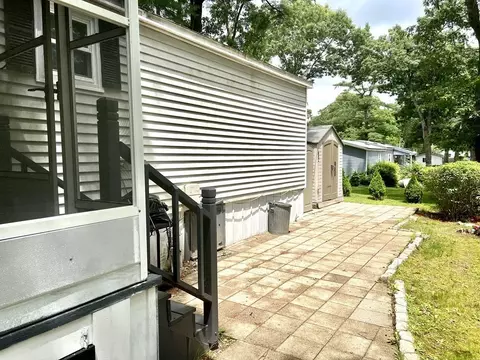 113 Doolittle Ln, Wareham, MA 02576 photo 5