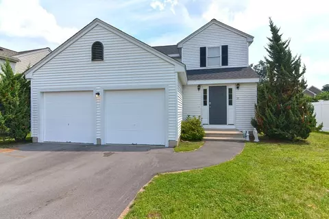 17 Derby St, Framingham, MA 01701