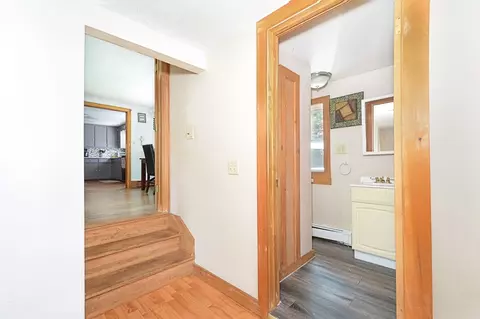 42 Hillside Ave, Webster, MA 01570 photo 11