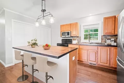 30 Peaceful Ln, Wareham, MA 02538 photo 5