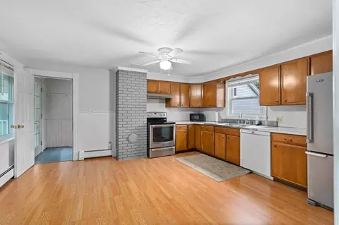 159 Park St, Easthampton, MA 01027 photo 19