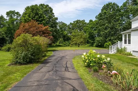 159 Park St, Easthampton, MA 01027 photo 6