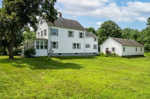 159 Park St, Easthampton, MA 01027 photo 2