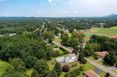 159 Park St, Easthampton, MA 01027 photo 10