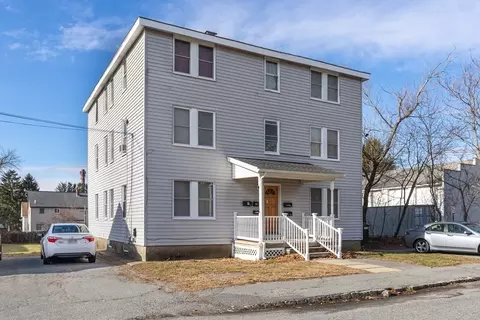 22 5th Ave, Taunton, MA 02780
