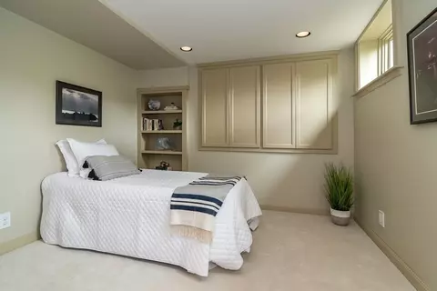 34 Bancroft Rd, Wellesley, MA 02481 photo 17