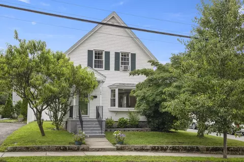 124 Linwood Ave, Melrose, MA 02176