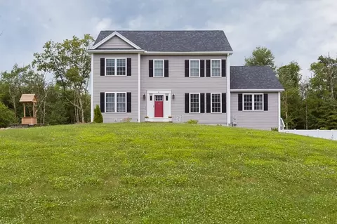 41 Turner Farm Rd, Uxbridge, MA 01569