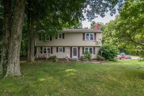 391 Stony Hill Rd, Wilbraham, MA 01095