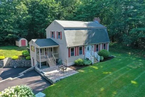 11 Thomas St, Ashland, MA 01721 photo 2