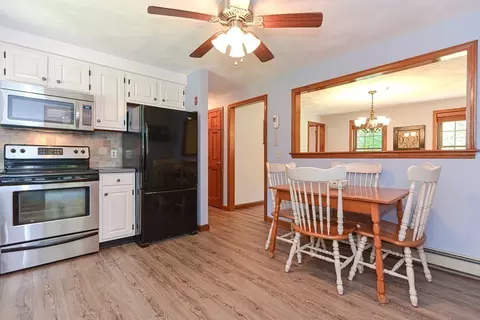 11 Thomas St, Ashland, MA 01721 photo 10