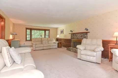 11 Thomas St, Ashland, MA 01721 photo 19