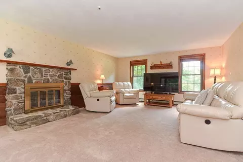 11 Thomas St, Ashland, MA 01721 photo 20