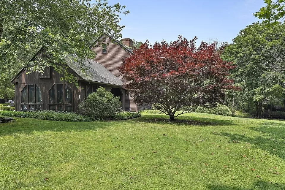  98 Plain St, Middleboro, MA 02346 photo 4