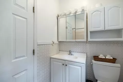 133 Thatcher Rd, Gloucester, MA 01930 photo 17