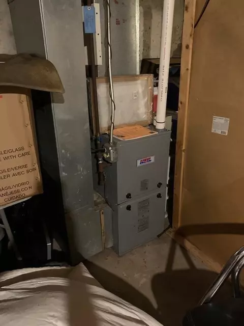 98-100 Pinevale St, Springfield, MA 01151 photo 25