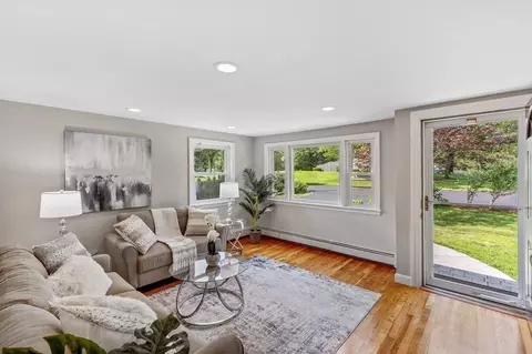 91 Bruce Rd, Walpole, MA 02081 photo 6
