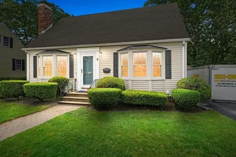 8 Merriweather Rd, Worcester, MA 01602
