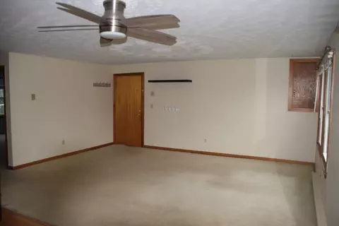 1 Wheelock St, Oxford, MA 01540 photo 19