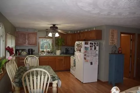 1 Wheelock St, Oxford, MA 01540 photo 13