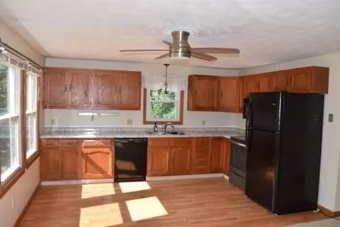 1 Wheelock St, Oxford, MA 01540 photo 18