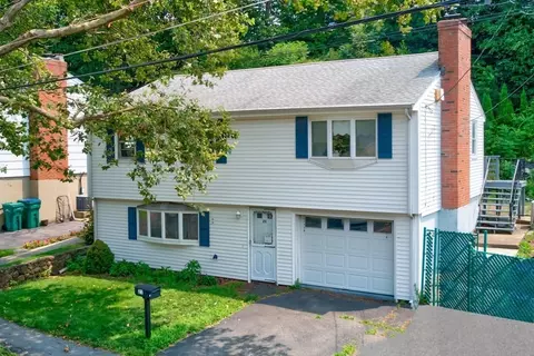 21 Lockwood Rd, Lynn, MA 01904