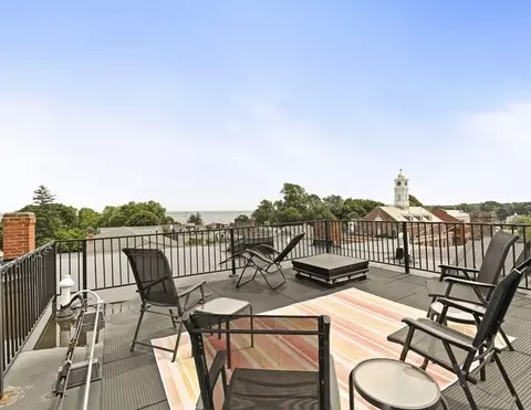 16 Main St #302, Plymouth, MA 02360