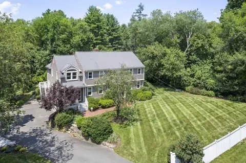 671 Charles River St, Needham, MA 02492