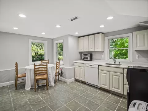 671 Charles River St, Needham, MA 02492 photo 34