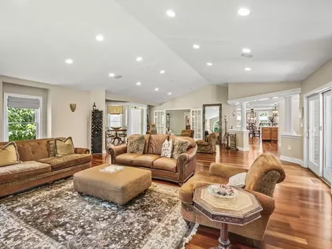 671 Charles River St, Needham, MA 02492 photo 11