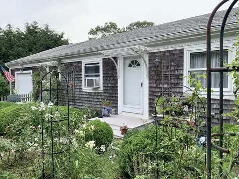 94 Long Pond Dr, Harwich, MA 02645