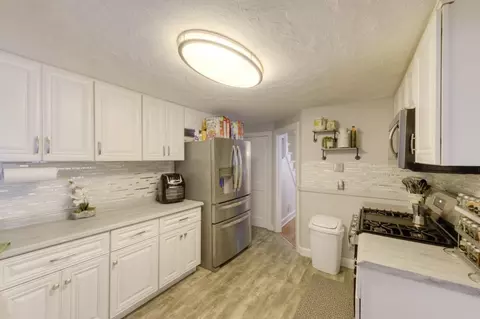 2 Maxdale Rd, Worcester, MA 01602 photo 24