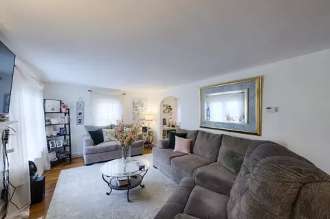 2 Maxdale Rd, Worcester, MA 01602 photo 6