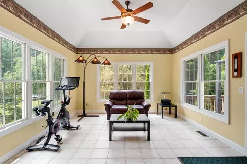 137 Plain St, Norton, MA 02766 photo 7
