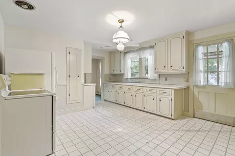 235 Brookline St, Needham, MA 02492 photo 5