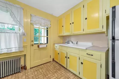 6 Eustis St, Arlington, MA 02476 photo 16